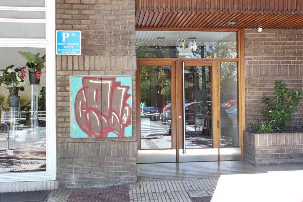 Pension Mayte Памплона Экстерьер фото
