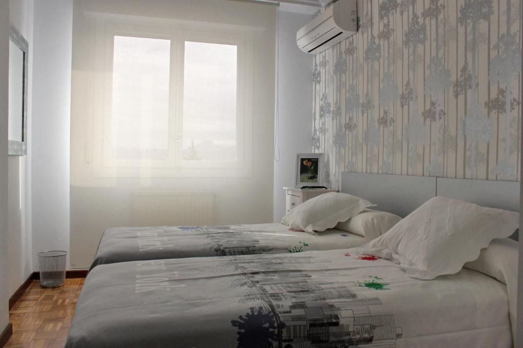 Pension Mayte Памплона Экстерьер фото